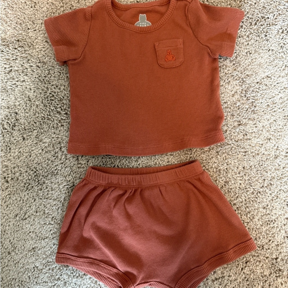 GAP Terracotta Ribbed Baby Set